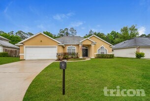 2738 Ravine Hill Dr in Middleburg, FL - Building Photo