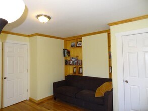 23 Andrew St, Unit 1 in Cambridge, MA - Foto de edificio - Building Photo