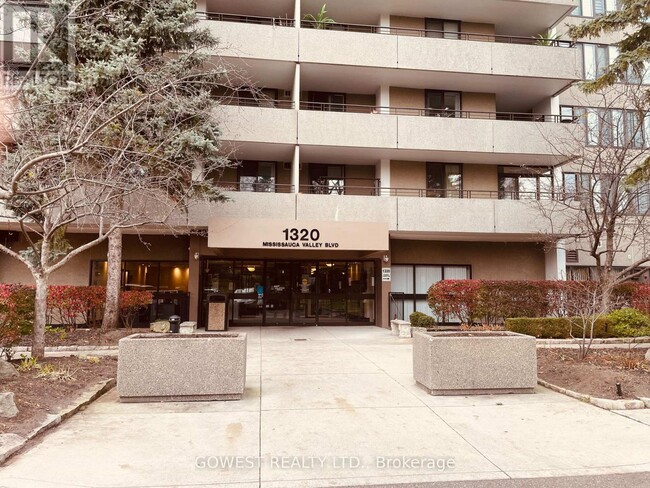 1320-1320 Mississauga Vly Blvd