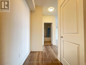 88 Sheppard Ave E in Toronto, ON - Building Photo - Building Photo