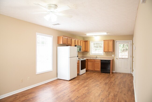 467 Taleeda Ct, Unit 467 in Auburn, AL - Foto de edificio - Building Photo