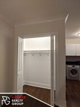 2127 N Dayton St, Unit #2129 - 204 in Chicago, IL - Building Photo - Building Photo