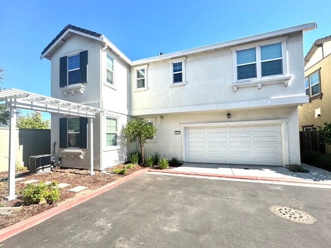 property at 2616 Admiral Cir