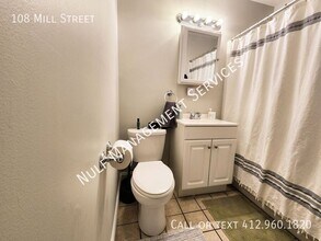 108 Mill St in Coraopolis, PA - Building Photo - Building Photo