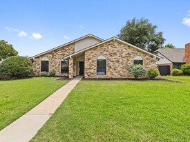 3404 Newkirk Dr in Plano, TX - Building Photo