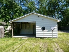2626 Harrison Ave in Terre Haute, IN - Building Photo - Building Photo