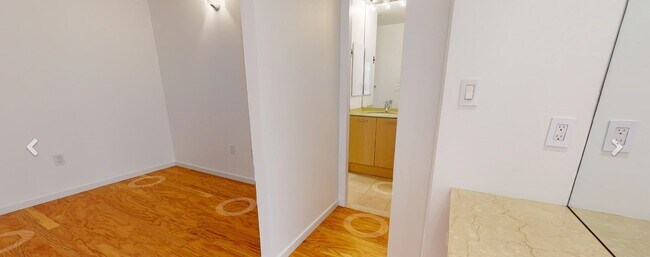 6 Canal Park, Unit 307 in Cambridge, MA - Building Photo - Building Photo