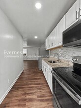 4527 Glade Rd in Forest Park, GA - Building Photo - Building Photo