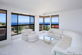 154 Maono Pl in Honolulu, HI - Building Photo - Building Photo