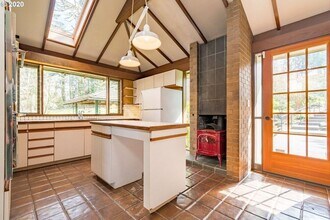 3000 S Louis Ln in Eugene, OR - Building Photo - Building Photo