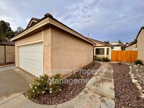 27776 Spring Meadow Ct in Menifee, CA - Building Photo - Building Photo