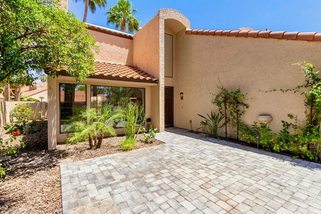 property at 10960 E Gary Rd