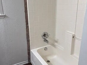 3528 Eastridge Dr in Haltom City, TX - Building Photo - Building Photo