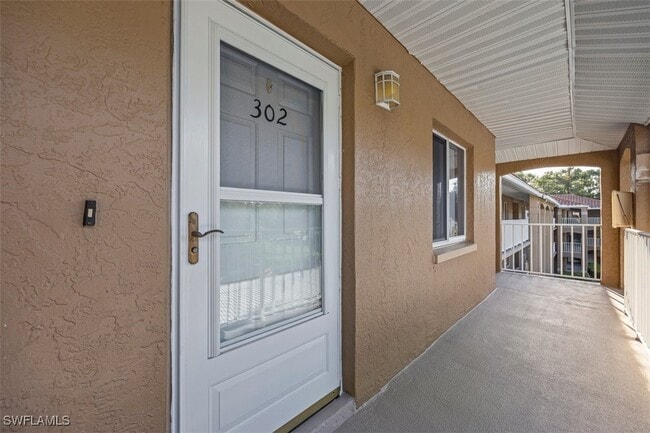 property at 5975 Bloomfield Cir