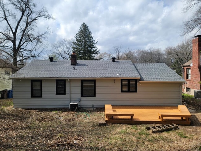 property at 212 S Barat Ave