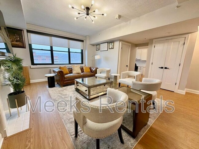 1108 Kanawha Blvd E in Charleston, WV - Building Photo - Building Photo