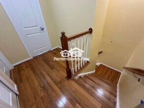 7412 Wild Honey Way in Elkridge, MD - Building Photo - Building Photo