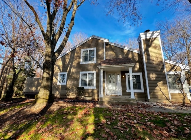 property at 19 Stone Run Rd