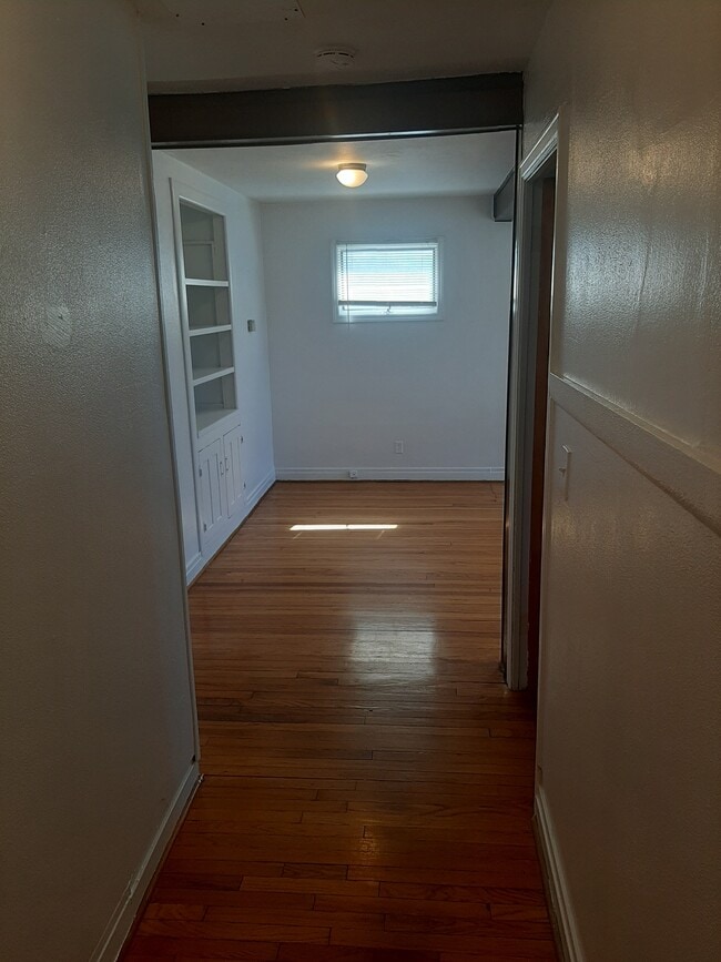517-1 Stafford Ave, Unit Stafford Ave 1st Flr