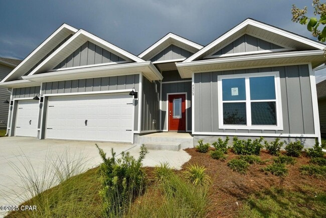 4858 Sweetspire Dr in Panama City, FL - Building Photo - Building Photo