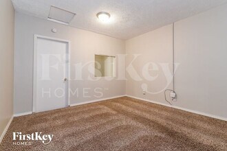 5326 Yucatan Dr in Indianapolis, IN - Building Photo - Building Photo