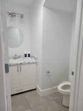 656 Palmetto Dr in Miami Springs, FL - Building Photo - Building Photo