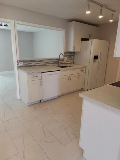 9448 Saddlebrook Dr in Boca Raton, FL - Building Photo - Building Photo
