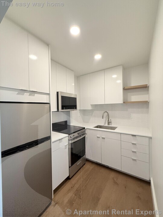 1200 Massachusetts Ave in Cambridge, MA - Building Photo