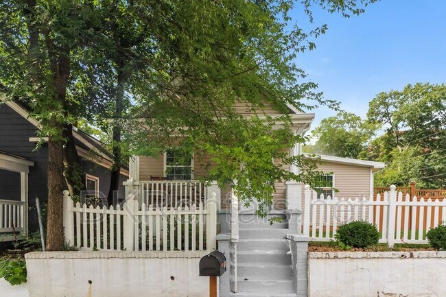 property at 520 Arthur St SW