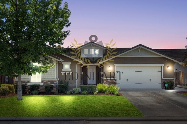 1632 N Broadbent Ln in Clovis, CA - Building Photo - Building Photo