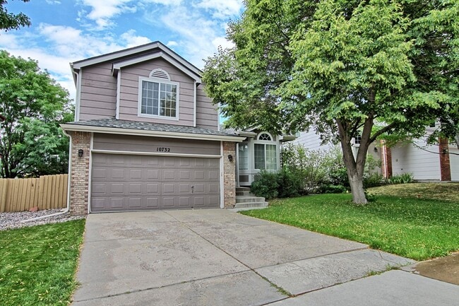 property at 10732 Kimball St