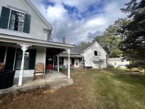 34 Fairgrounds Rd in Plymouth, NH - Building Photo - Building Photo