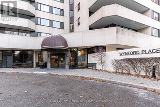 75 Wynford Dr in Toronto, ON - Building Photo - Building Photo