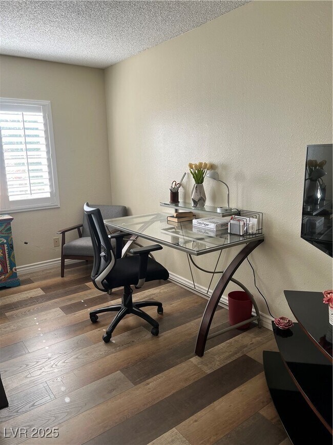 985 Flapjack Dr in Henderson, NV - Building Photo - Building Photo