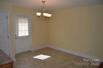 132 Springfield Rd in Statesville, NC - Building Photo - Building Photo