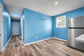 250 Vernis Ave in Jacksonville, FL - Building Photo - Building Photo