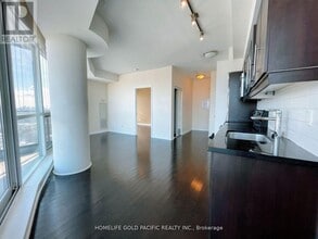 2885 Bayview Ave in Toronto, ON - Building Photo - Building Photo