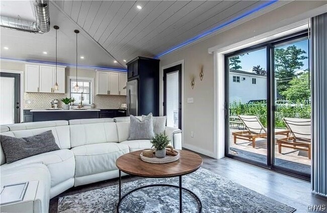 property at 1014 Main St