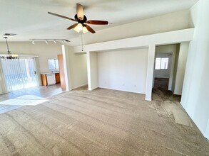 10216 N 93rd Dr in Peoria, AZ - Building Photo - Building Photo