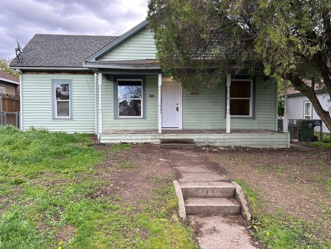 property at 3008 N Standard St