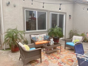 3213 Showcase Way in Modesto, CA - Foto de edificio - Building Photo