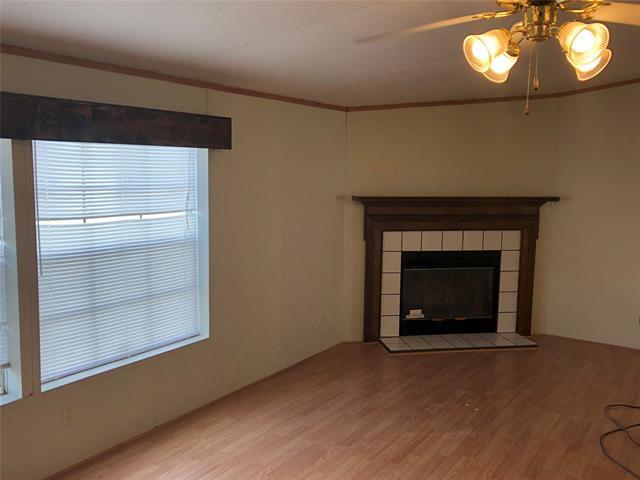 461 Lange Way in Rhome, TX - Building Photo - Building Photo