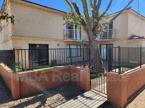 15650 N 19th Ave in Phoenix, AZ - Building Photo - Building Photo