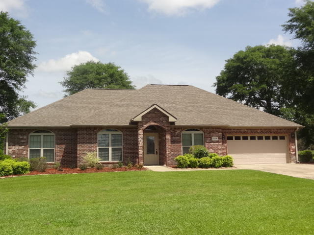 1630 Line Dr in Deridder, LA - Building Photo
