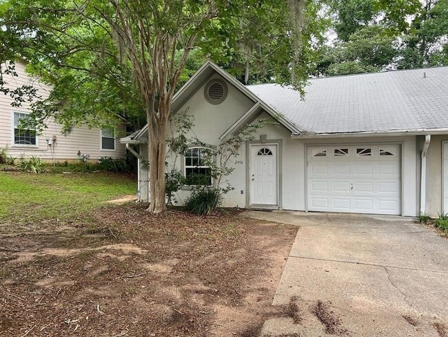 2456 Needle Palm Way