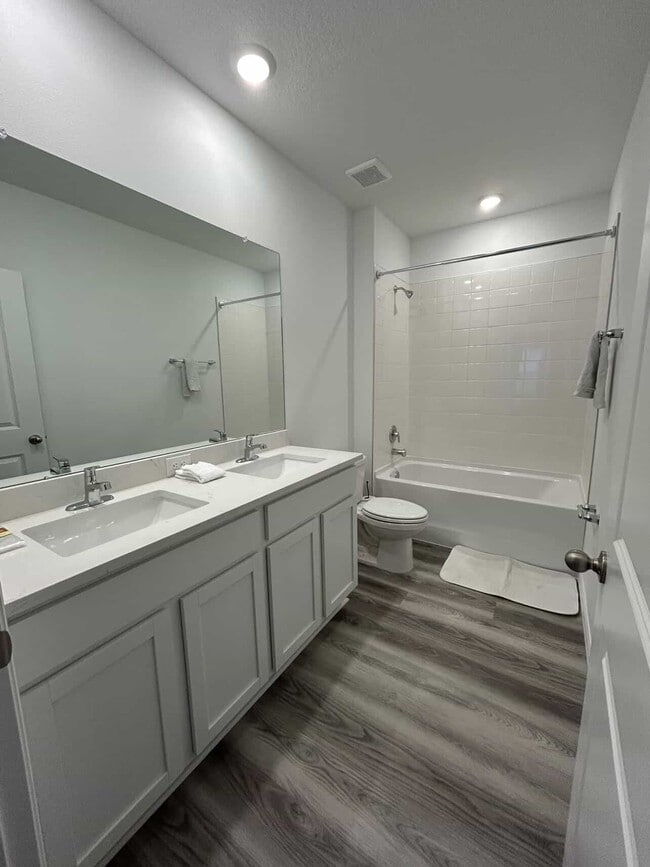 32966 Osprey Peak Wy in San Antonio, FL - Building Photo - Building Photo