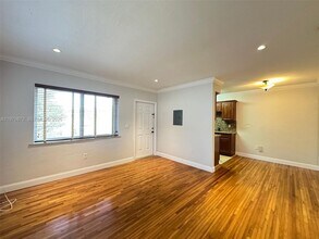 35 Antilla Ave in Coral Gables, FL - Building Photo - Building Photo