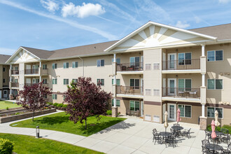 Courtland Place Retirement Community in Spokane Valley, WA - Foto de edificio - Building Photo