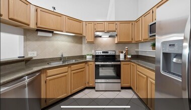 1010 Dixie Dr in League City, TX - Foto de edificio - Building Photo