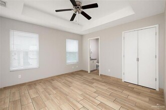 826 S Missouri St, Unit B in Alton, TX - Building Photo - Building Photo